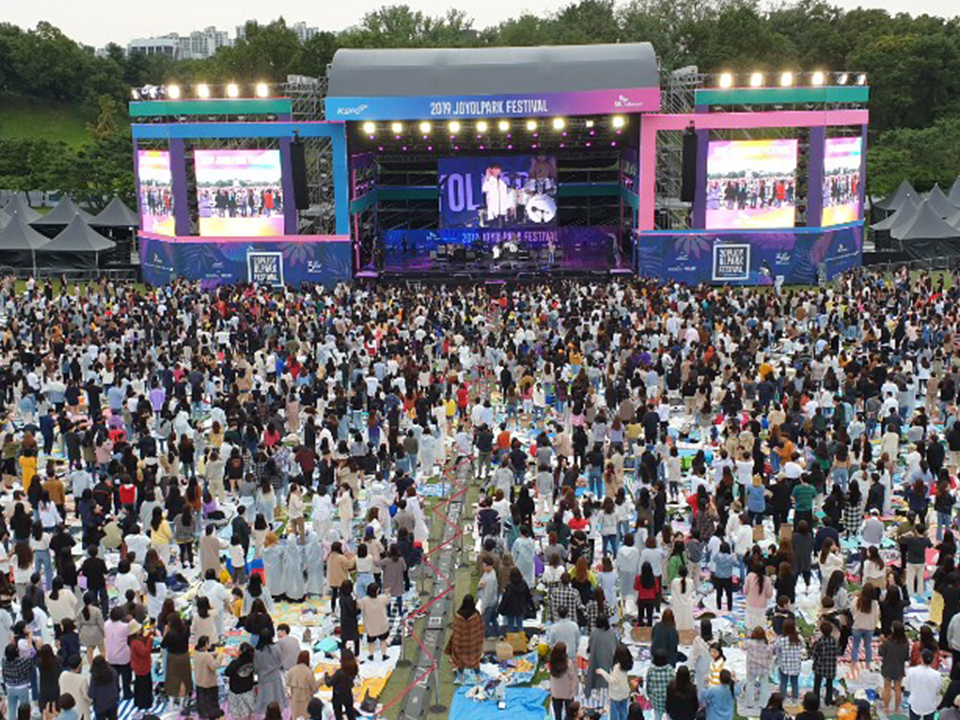 RGB조명 콘서트 사진